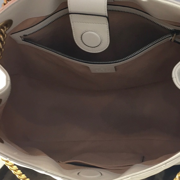 GUCCI Marmont GG White Leather Shoulder Bag 453569 - Picture 4 of 6